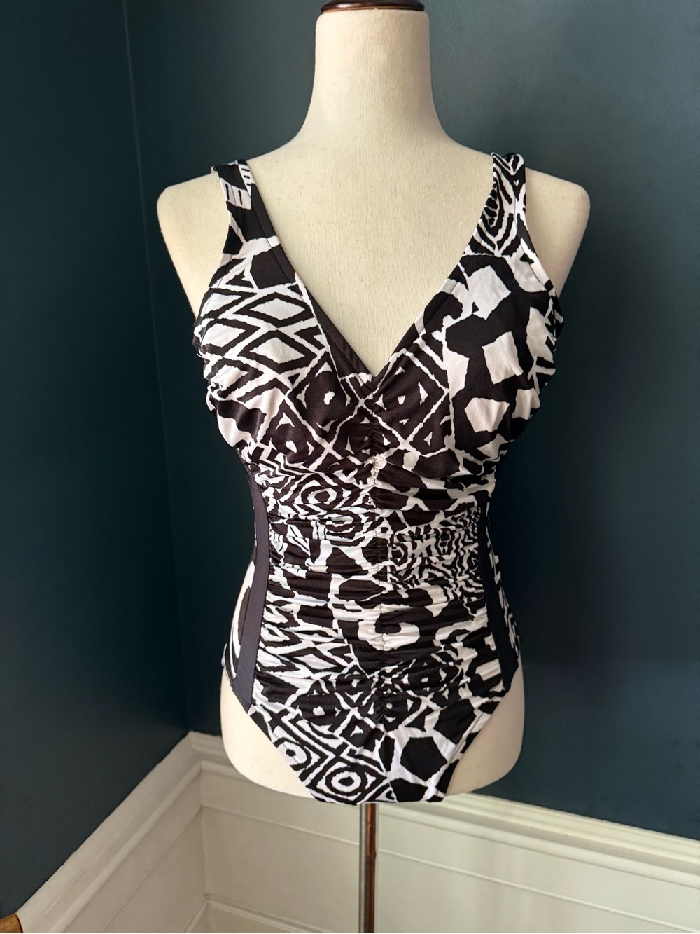 Vintage NWOT Catalina One Piece Bathing Suit